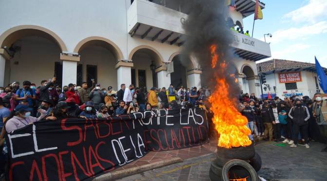 EL PRESIDENTE DECRETA ESTADO DE EXCEPCIÓN EN AZUAY Y OTRAS PROVINCIAS POR EL PARO